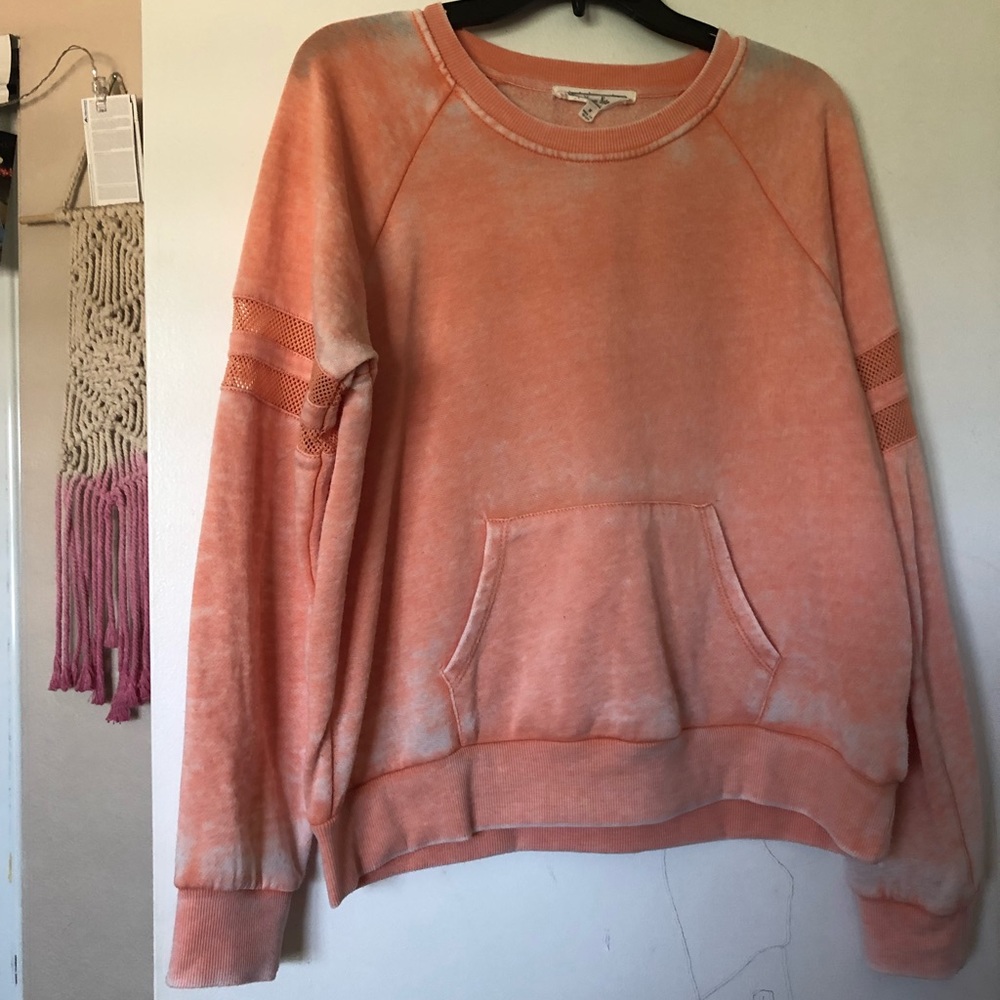 Thin sweater